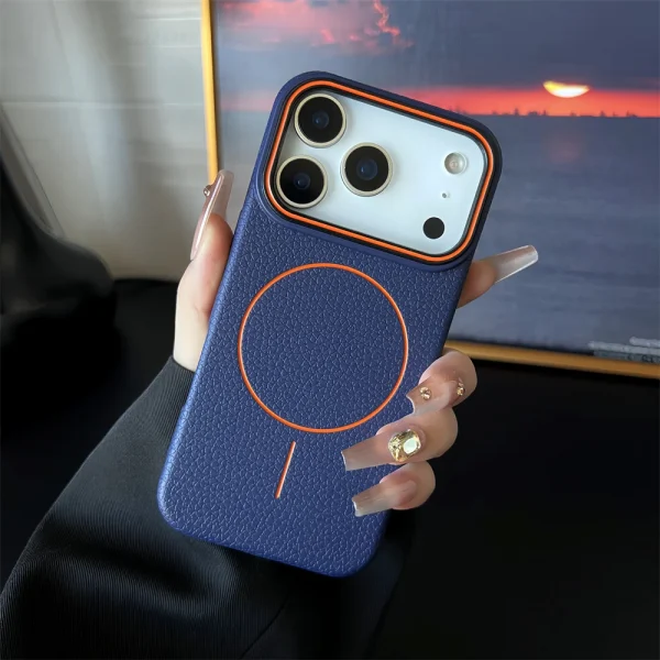 📱 **ملمس الجلد جراب آيفون المغناطيسي المطفي بتصميم قشرة الليتشي** 🌸