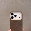 📱 **جراب كِفلار® الأصلي بنسيج ألياف الكربون لآيفون 17** ✨