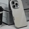 📱 **جراب آيفون الفاخر من ألياف الجلد مع حماية متطورة** ✨