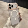 📱 **الجراب الرسمي الشفاف غير اللامع لآيفون - متوافق مع MagSafe** ✨