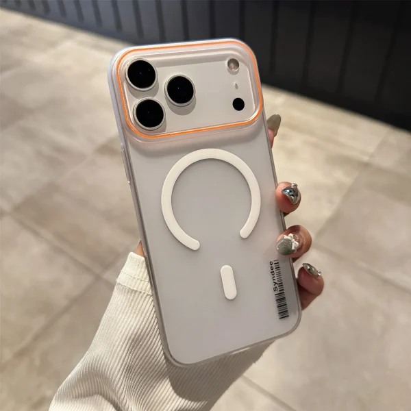 📱 **الجراب الرسمي الشفاف غير اللامع لآيفون - متوافق مع MagSafe** ✨